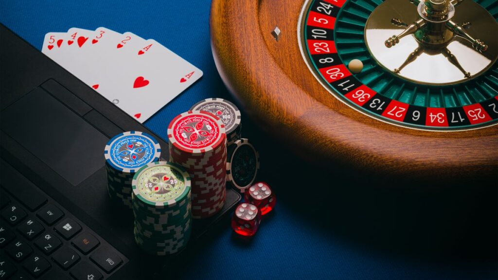 casino poker table